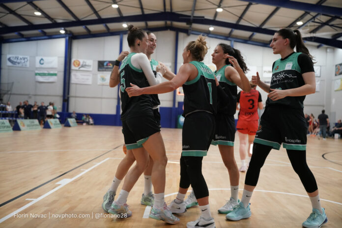 CAB Estepona vence