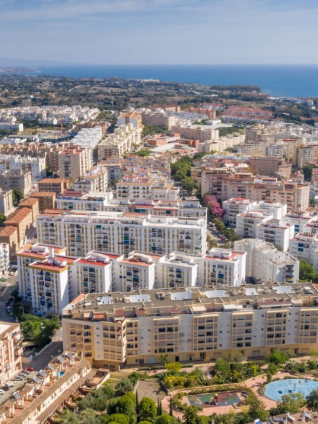 Ayuntamiento de Estepona Acusa al PSOE de impedir la construcción de VPO