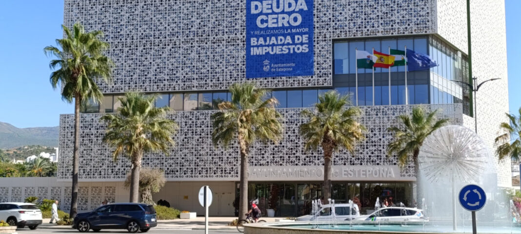 Ayuntamiento de Estepona acusa al PSOE