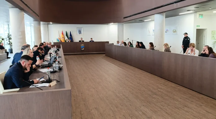 El pleno de marzo aprueba por unanimidad ceder 6 parcelas al Gobierno para 109 VPO 109 VPO