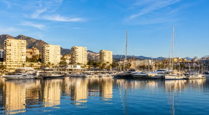 Estepona, en “primera línea” de la crisis de vivienda que sacude España crisis de vivienda