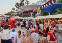 Mercadillo de verano en el paseo marítimo hasta el 6 de Septiembre Mercadillo de verano en el paseo marítimo hasta el 6 de Septiembre