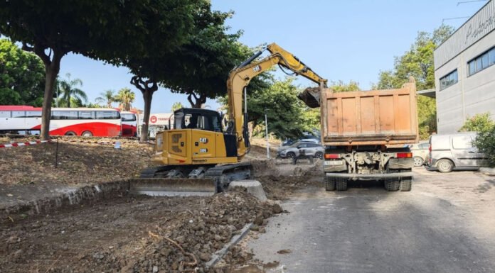 El Ayuntamiento de Estepona creará una quincena de nuevos aparcamientos gratuitos junto a la estación de autobuses Aparcamientos gratuitos