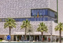 Estepona aprueba un presupuesto de 137 millones: qué cambia para los vecinos y qué critica la oposición Estepona aprueba un presupuesto